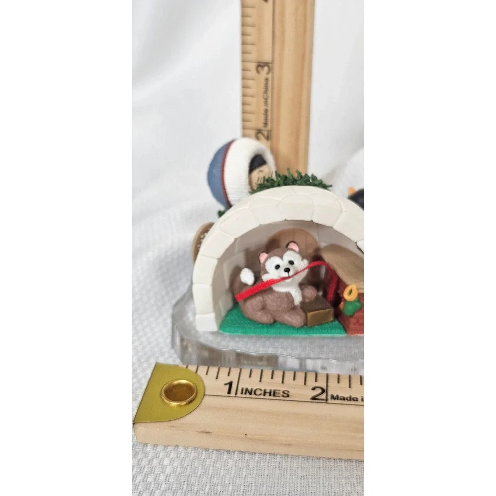 VTG Hallmark Keepsake 1993 Anniversary Edition Eskimo Igloo Penguin Ornament